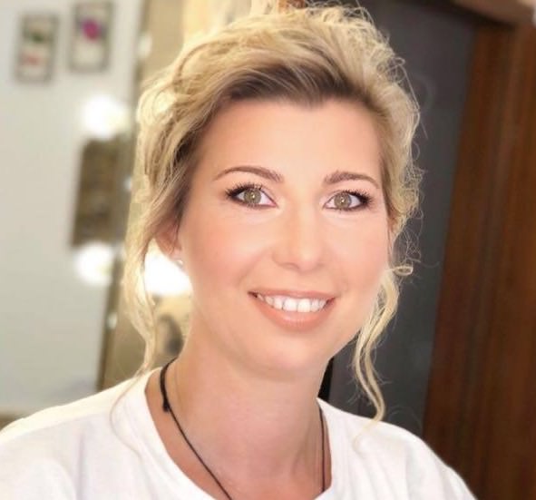 iulia 4 iulia 4